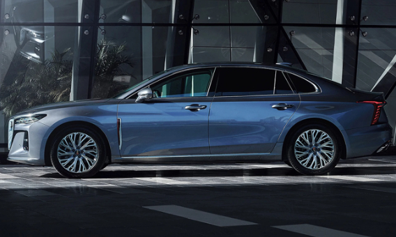 HongQi OUSADO: Mükemmelliğin Direksiyona Geçtiği Yer